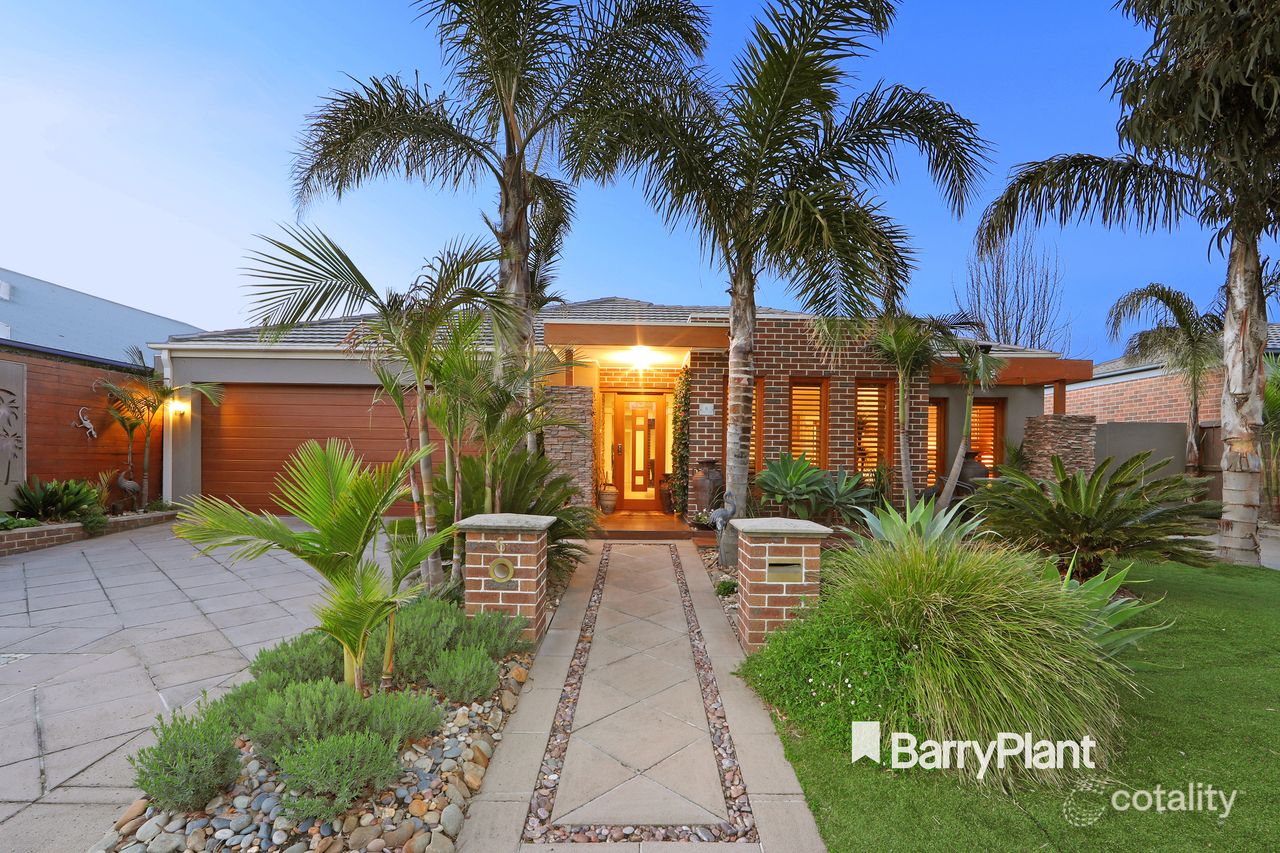 6 Taree Ct, Ferntree Gully, VIC 3156