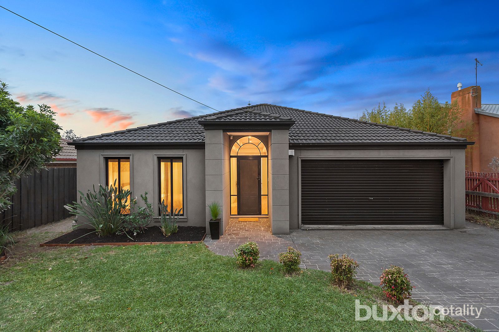 15 Roydon St, Hampton East, VIC 3188