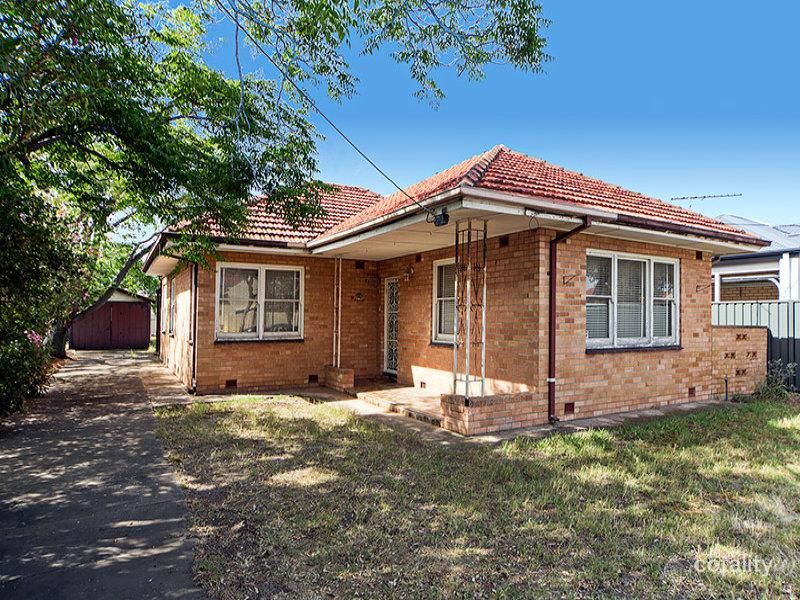 11 Centre St, Largs Bay, SA 5016