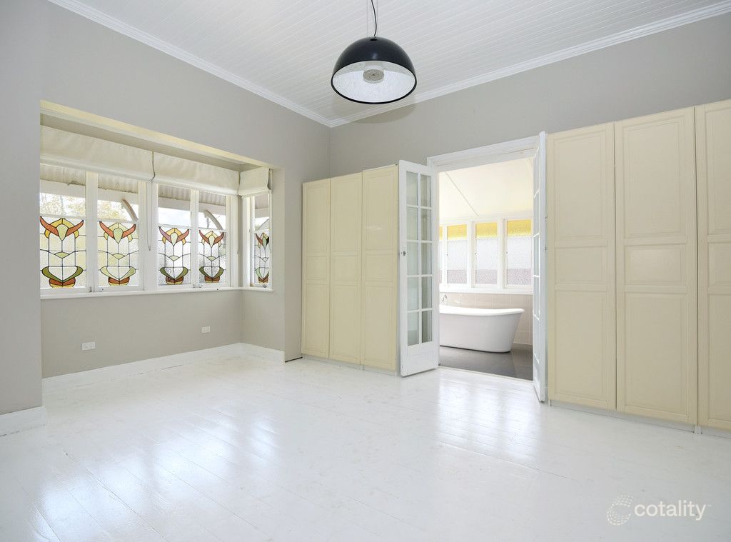 136 Mackenzie St, East Toowoomba, QLD 4350