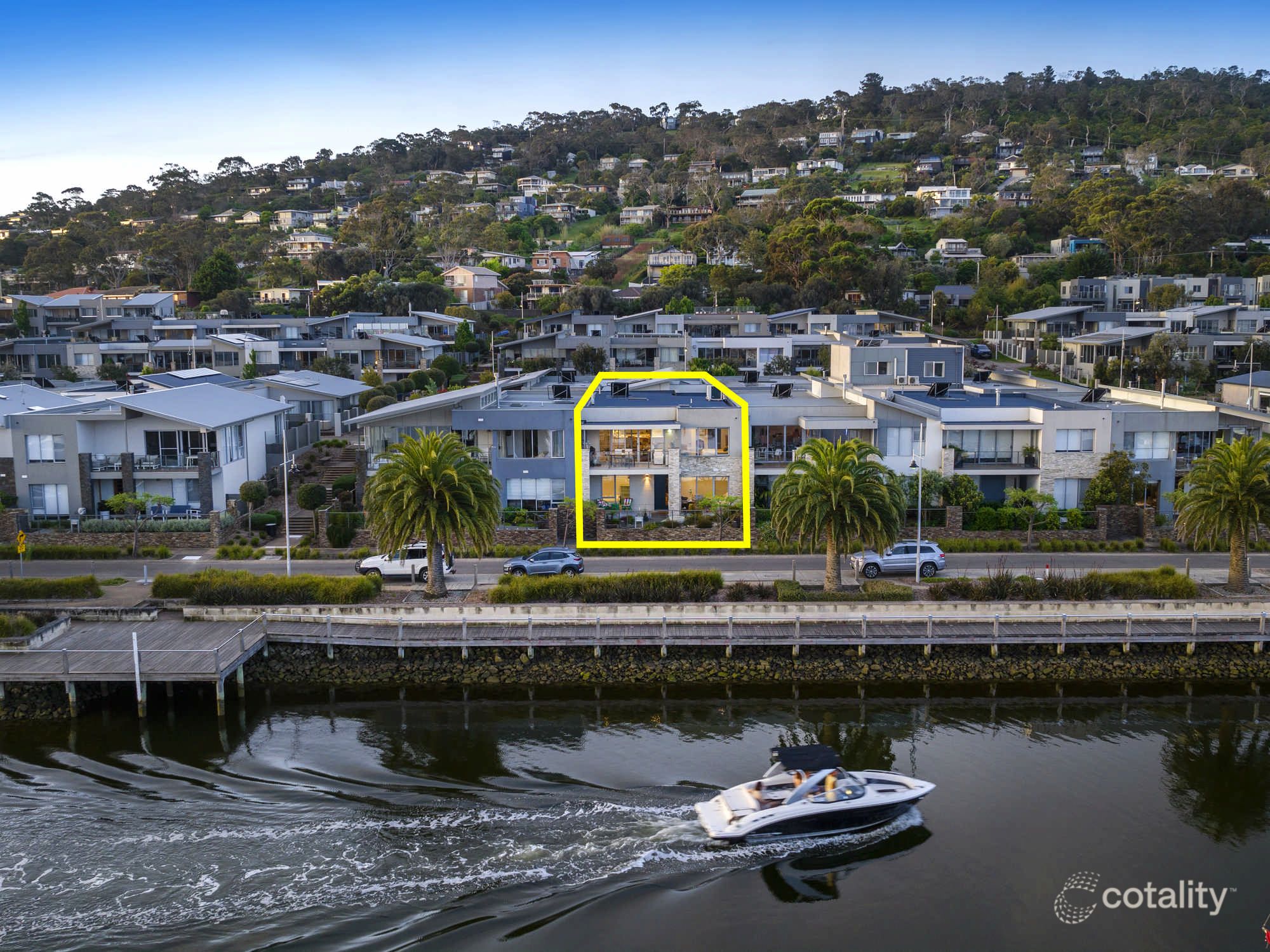 24 Harbourside Esp, Safety Beach, VIC 3936