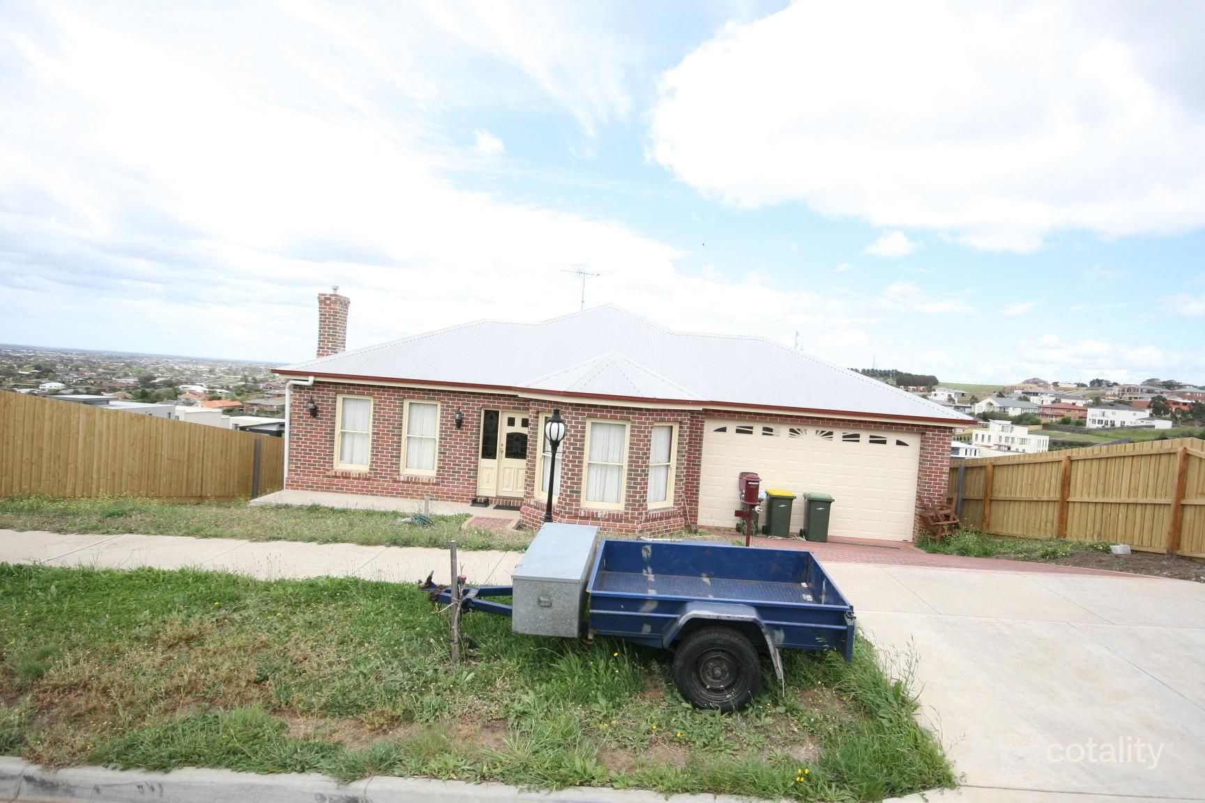 23 Shire Ct, Highton, VIC 3216