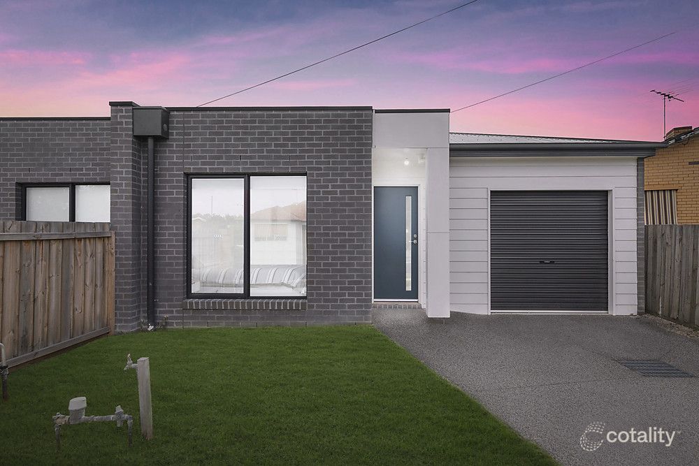 11b Dorward Ave, Newcomb, VIC 3219
