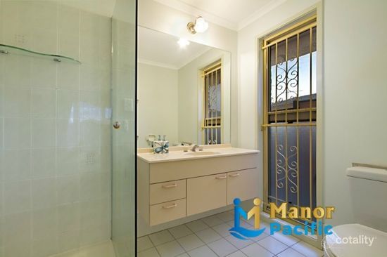 35 Corsloot St, Regents Park, QLD 4118