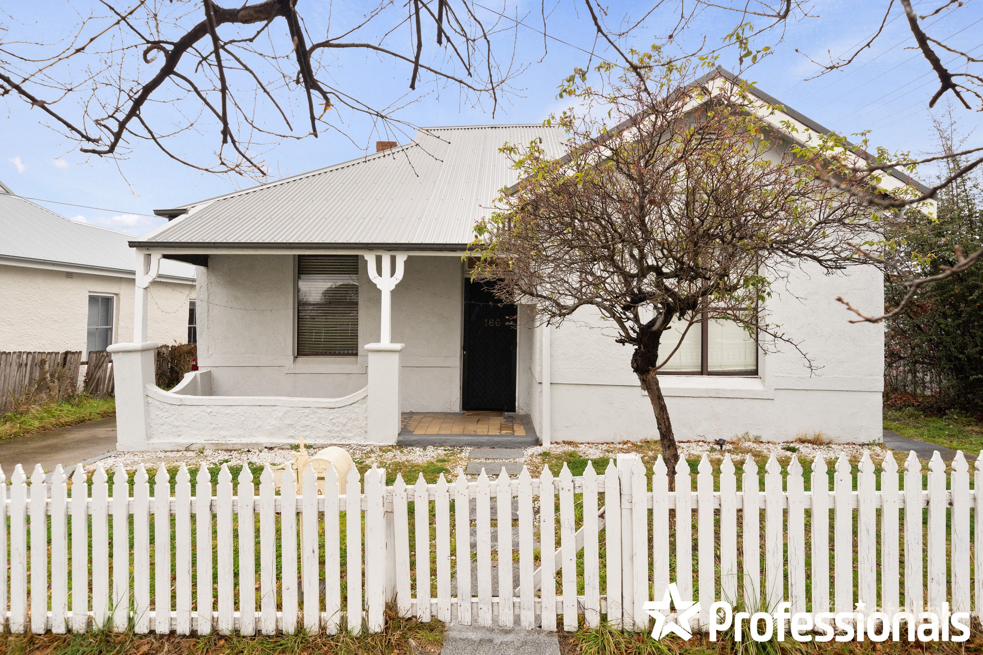 186 Seymour St, Bathurst, NSW 2795