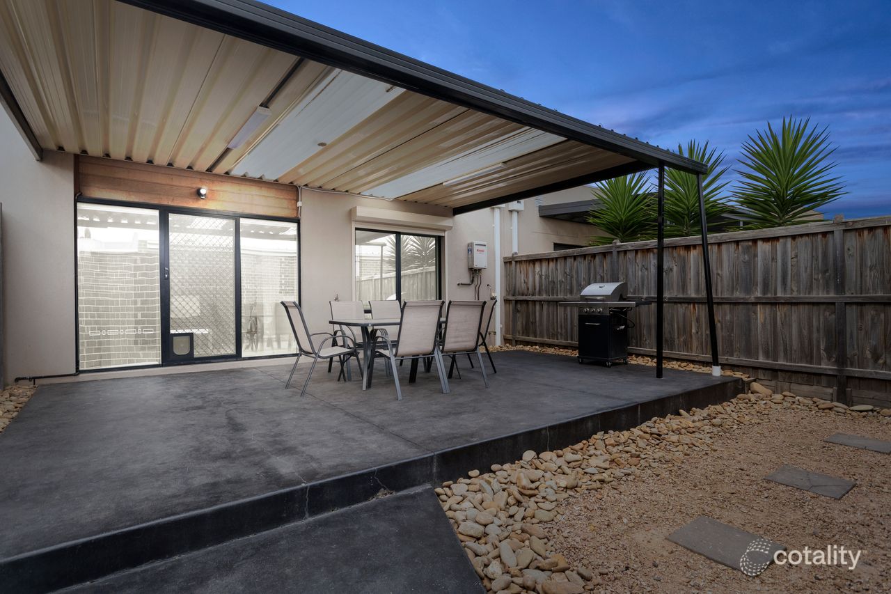 15 Pontoon St, Lalor, VIC 3075