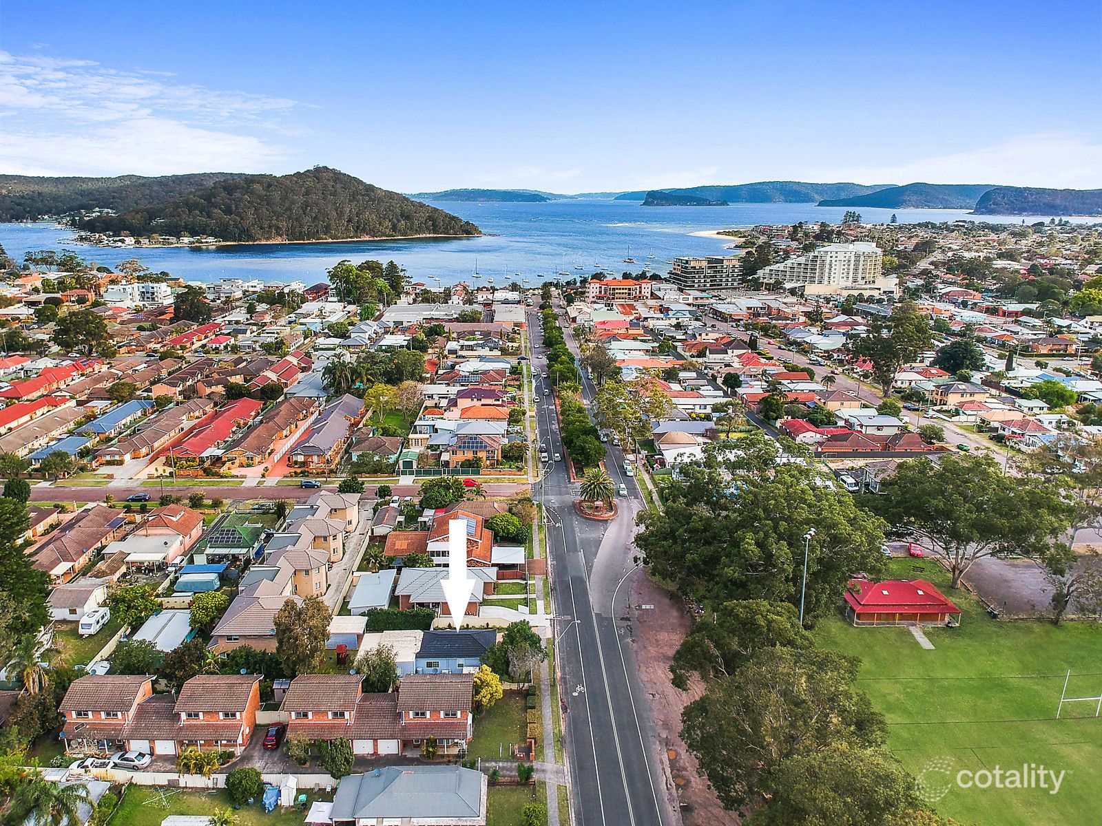 16 Picnic Pde, Ettalong Beach, NSW 2257