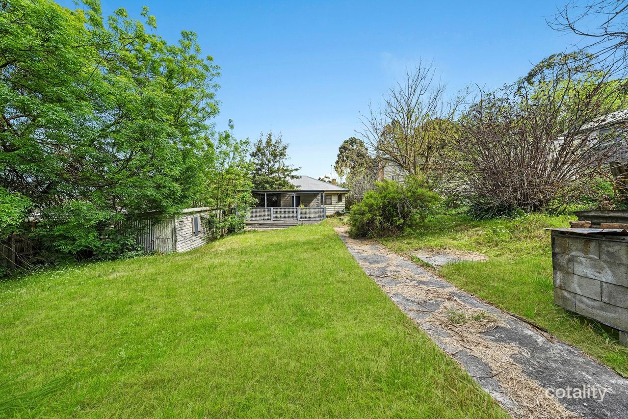 6 Milton St, Ferntree Gully, VIC 3156