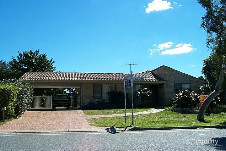 15 Elanora Dr, Cooloongup, WA 6168