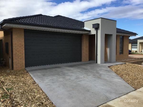 76 Ajay Way, Kurunjang, VIC 3337