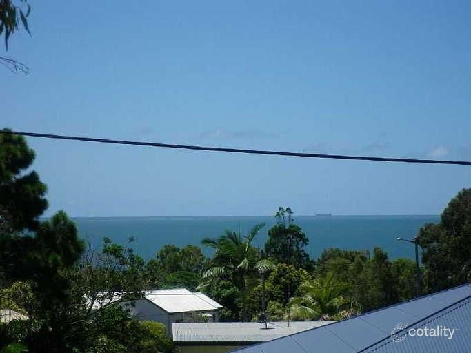 14 Trevally St, Tannum Sands, QLD 4680