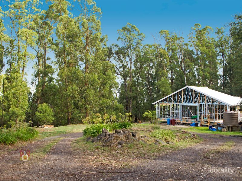 30 Pinchgut Lane, Kinglake, VIC 3763