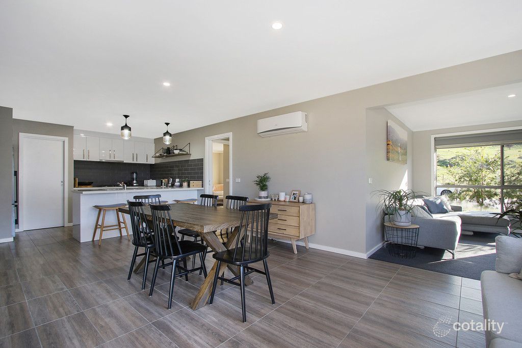 24 Thornbill Tce, Bandiana, VIC 3691