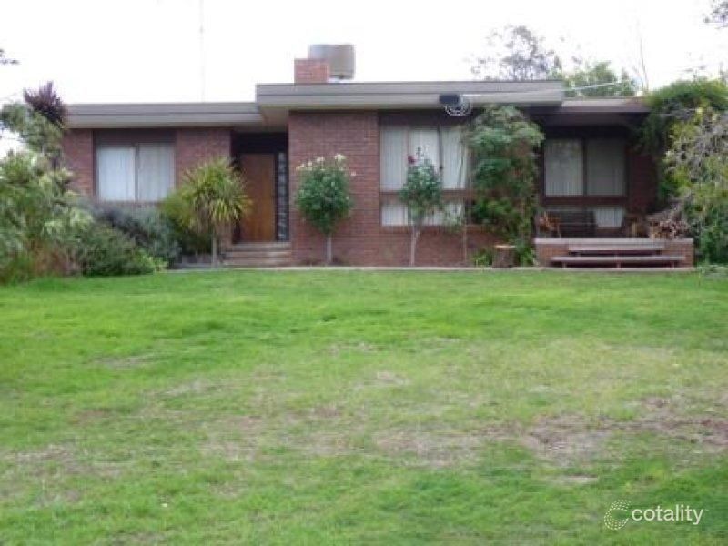 7 Lake View St, Boort, VIC 3537