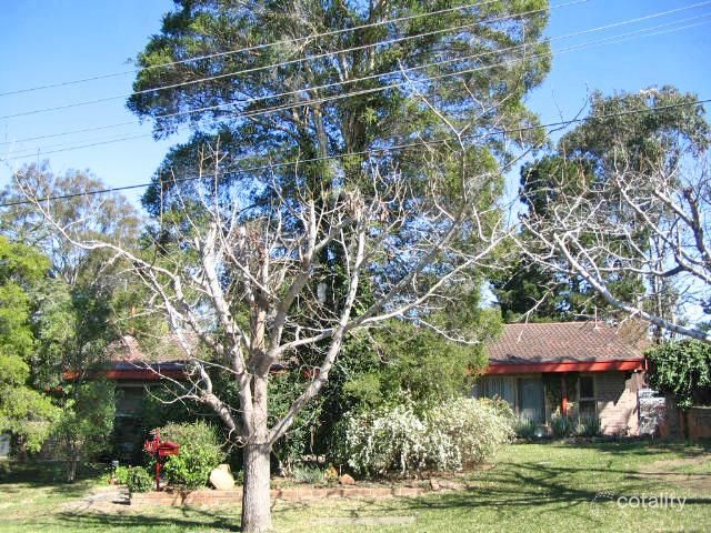 1 Burrandong Cres, Baulkham Hills, NSW 2153