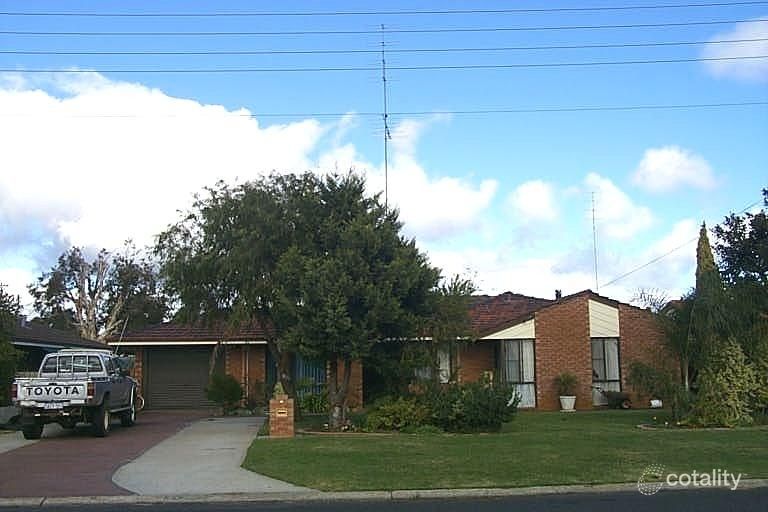 32 Ganfield St, Carey Park, WA 6230