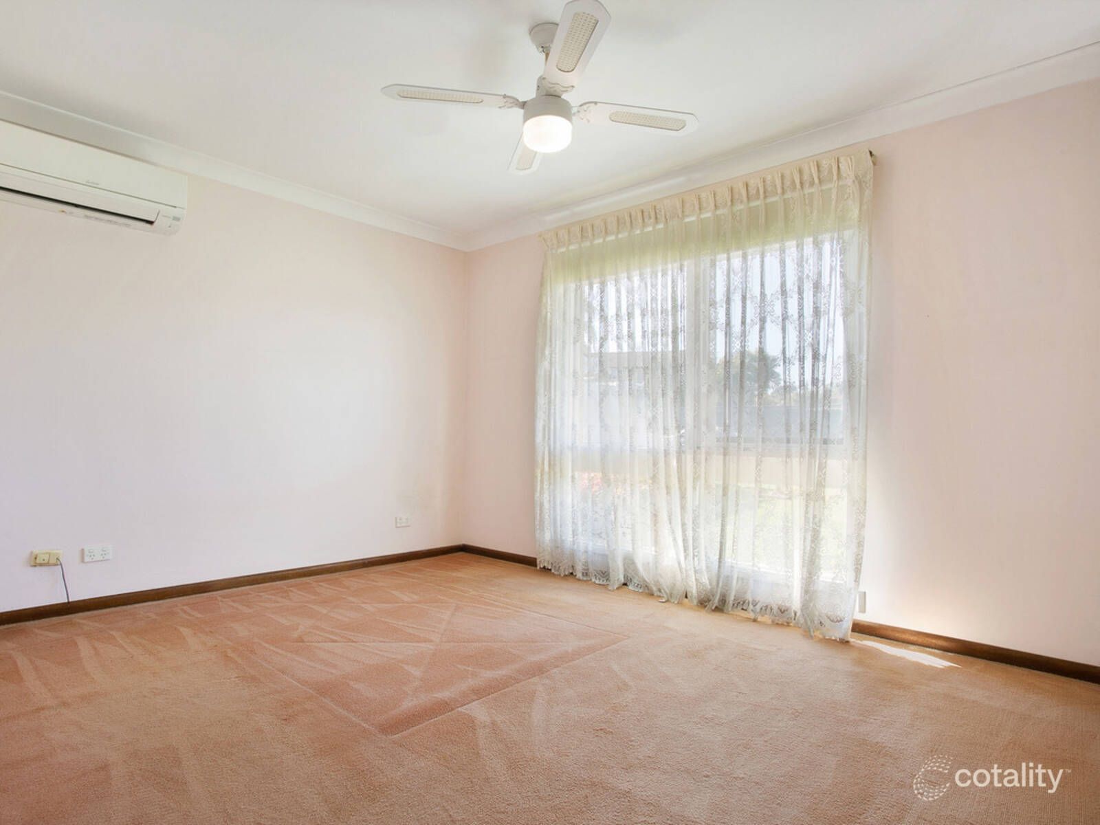 3 Hanlon Cl, Minto, NSW 2566