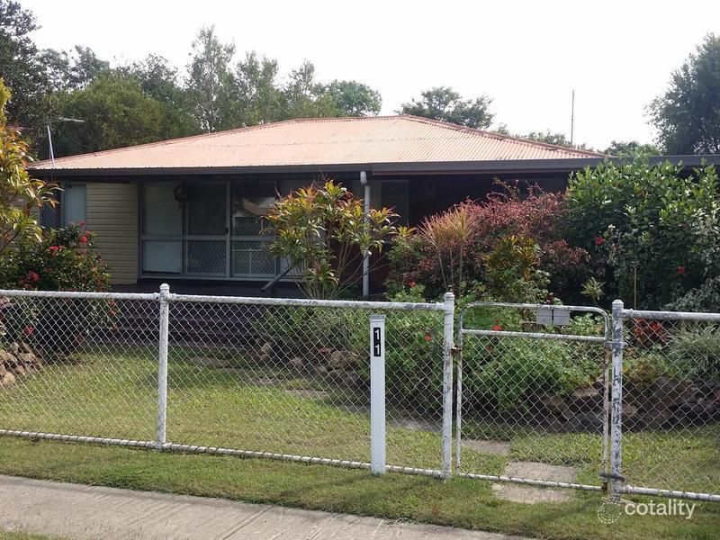 9-11 Reynolds St, Nebo, QLD 4742