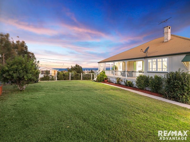 135 Carlton Tce, Manly, QLD 4179
