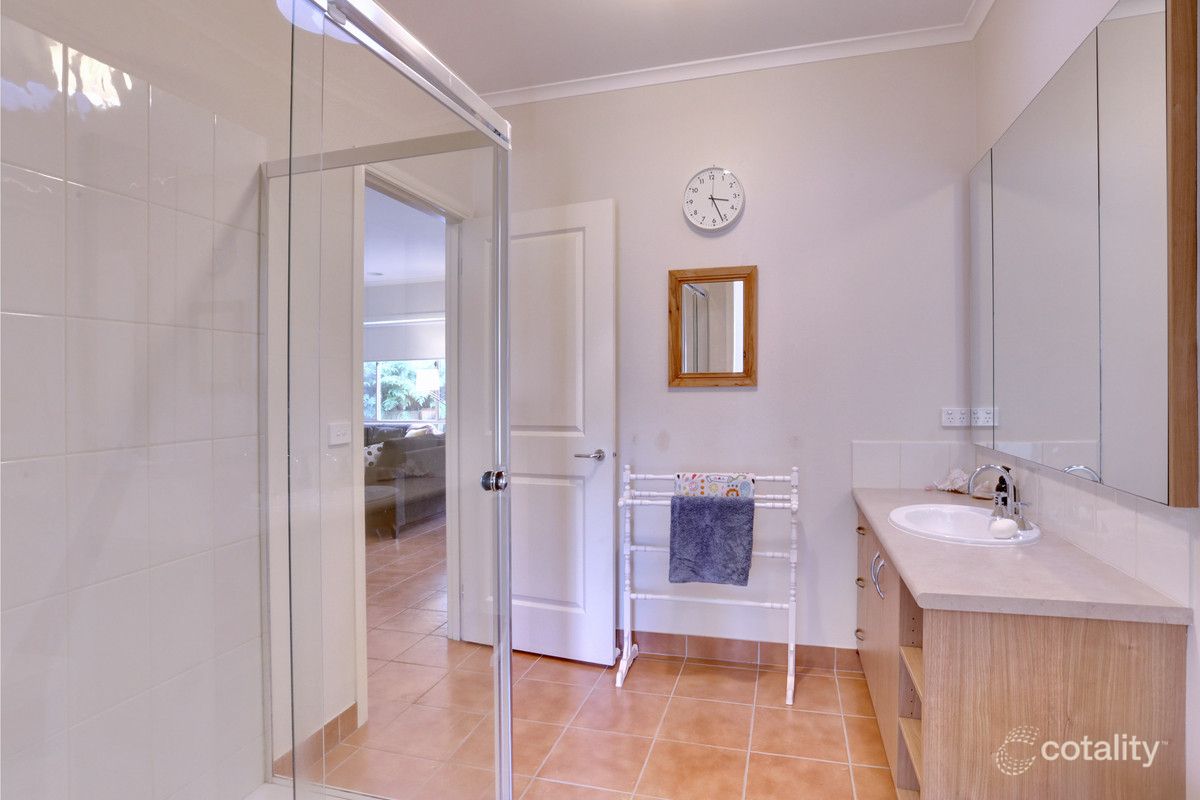 15 Vista Ct, Gembrook, VIC 3783