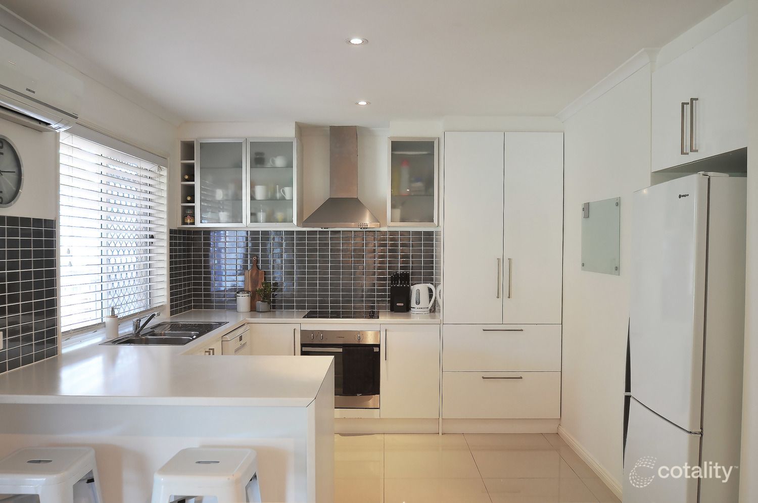 17 Carlton Cl, Bethania, QLD 4205