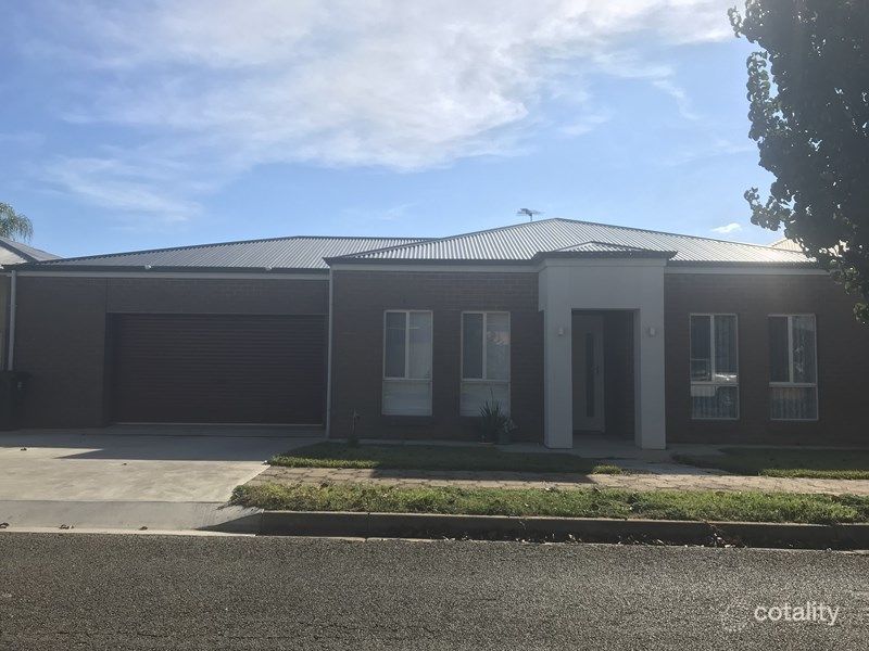 26 Hillburn Ave, Windsor Gardens, SA 5087