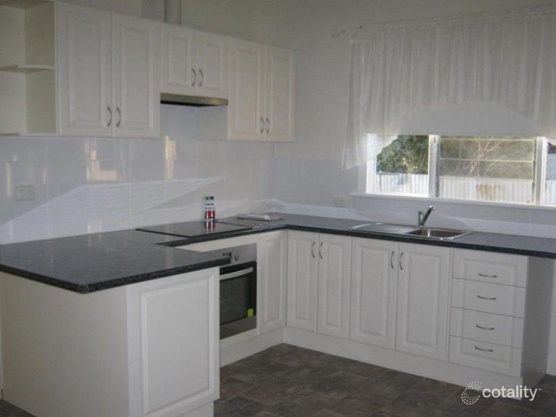 20 First St, Bordertown, SA 5268