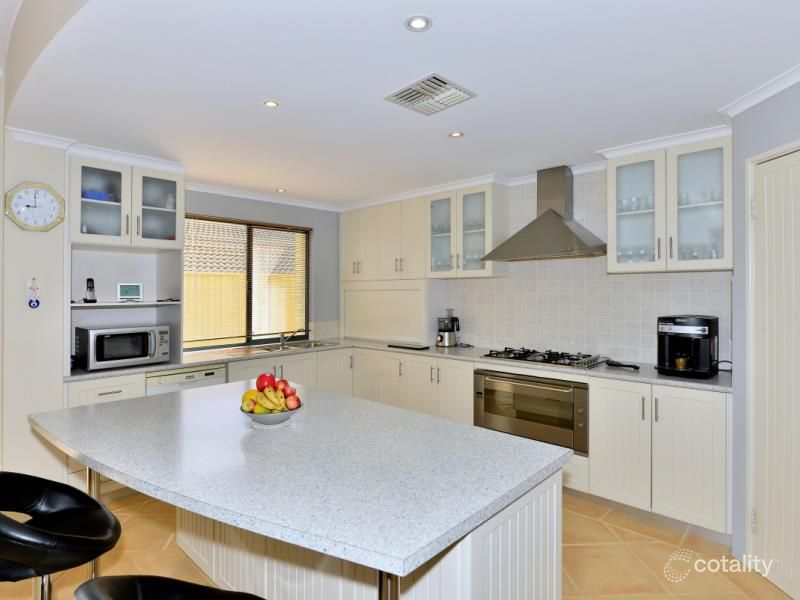 8 Greenshank Mews, Wannanup, WA 6210