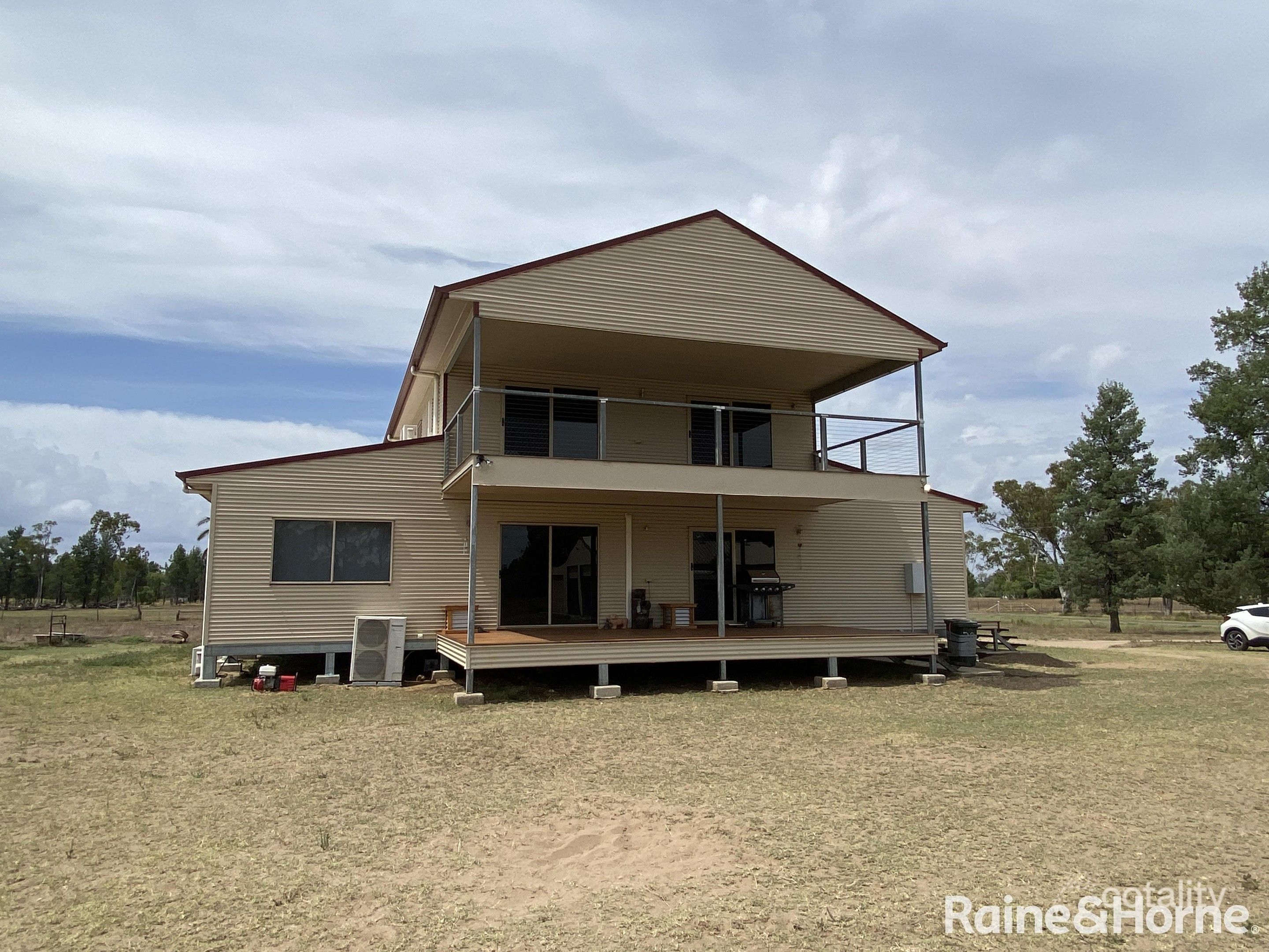 39 Carlyon St, Mitchell, QLD 4465