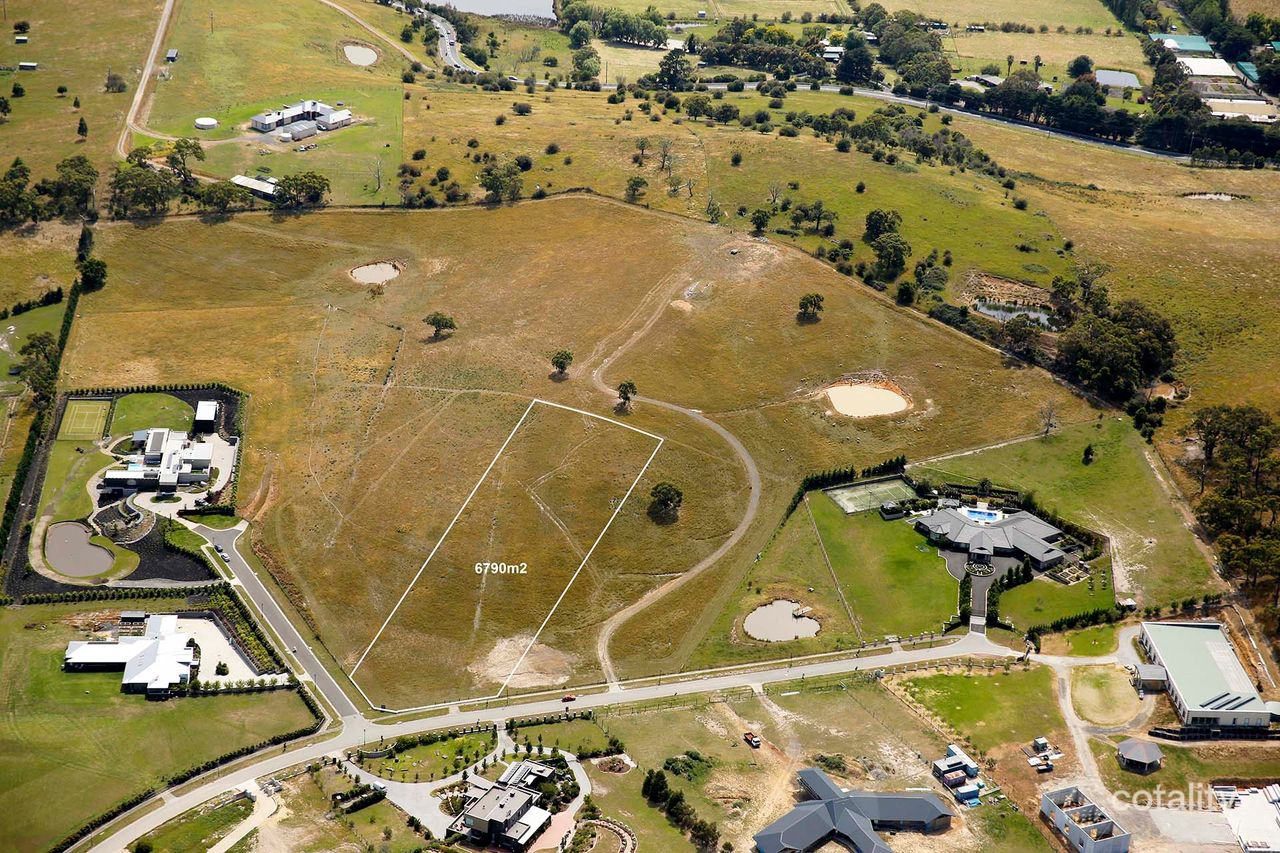 9 Logan Ct, Lysterfield, VIC 3156