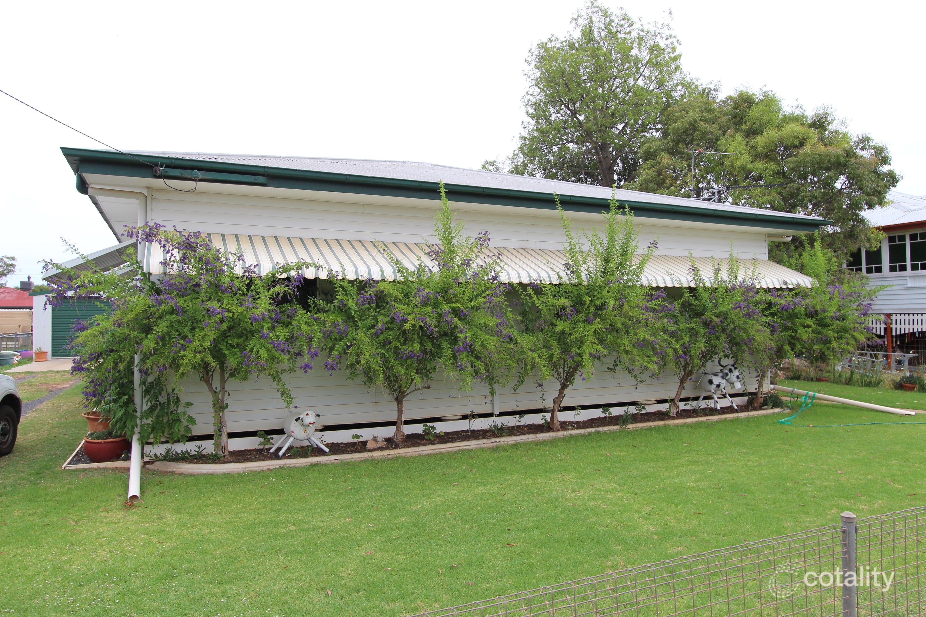 27 Watson St, Charleville, QLD 4470