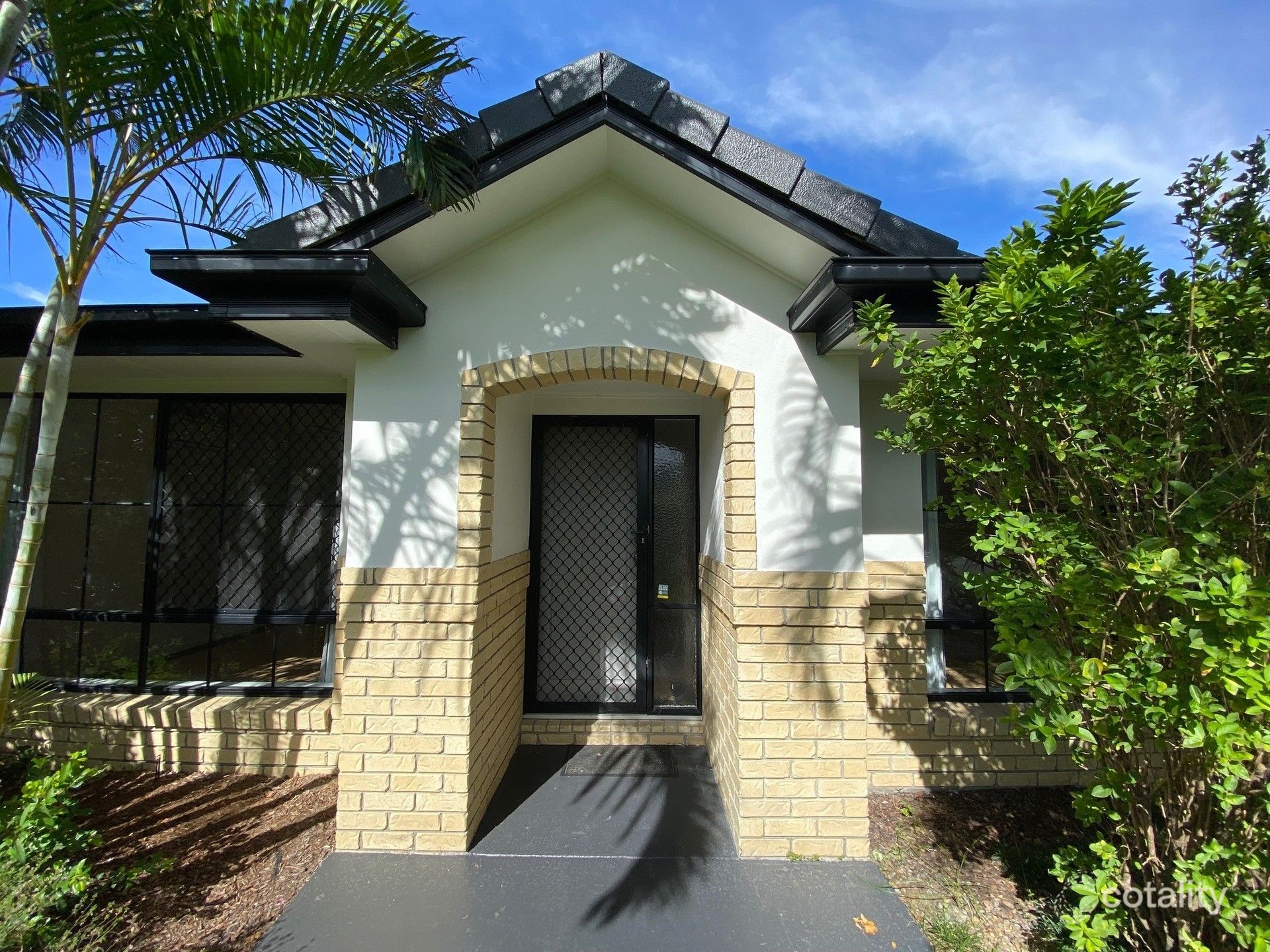 6 Ontario Ct, Oxenford, QLD 4210