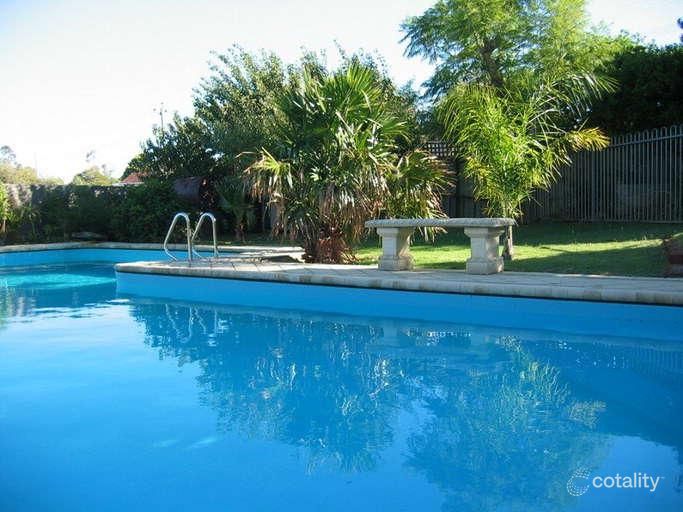 465 Viveash Rd, Swan View, WA 6056