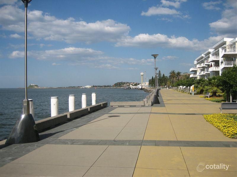 332 Wharf Rd, Newcastle, NSW 2300