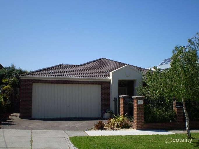 8 Crest Ave, Hampton East, VIC 3188