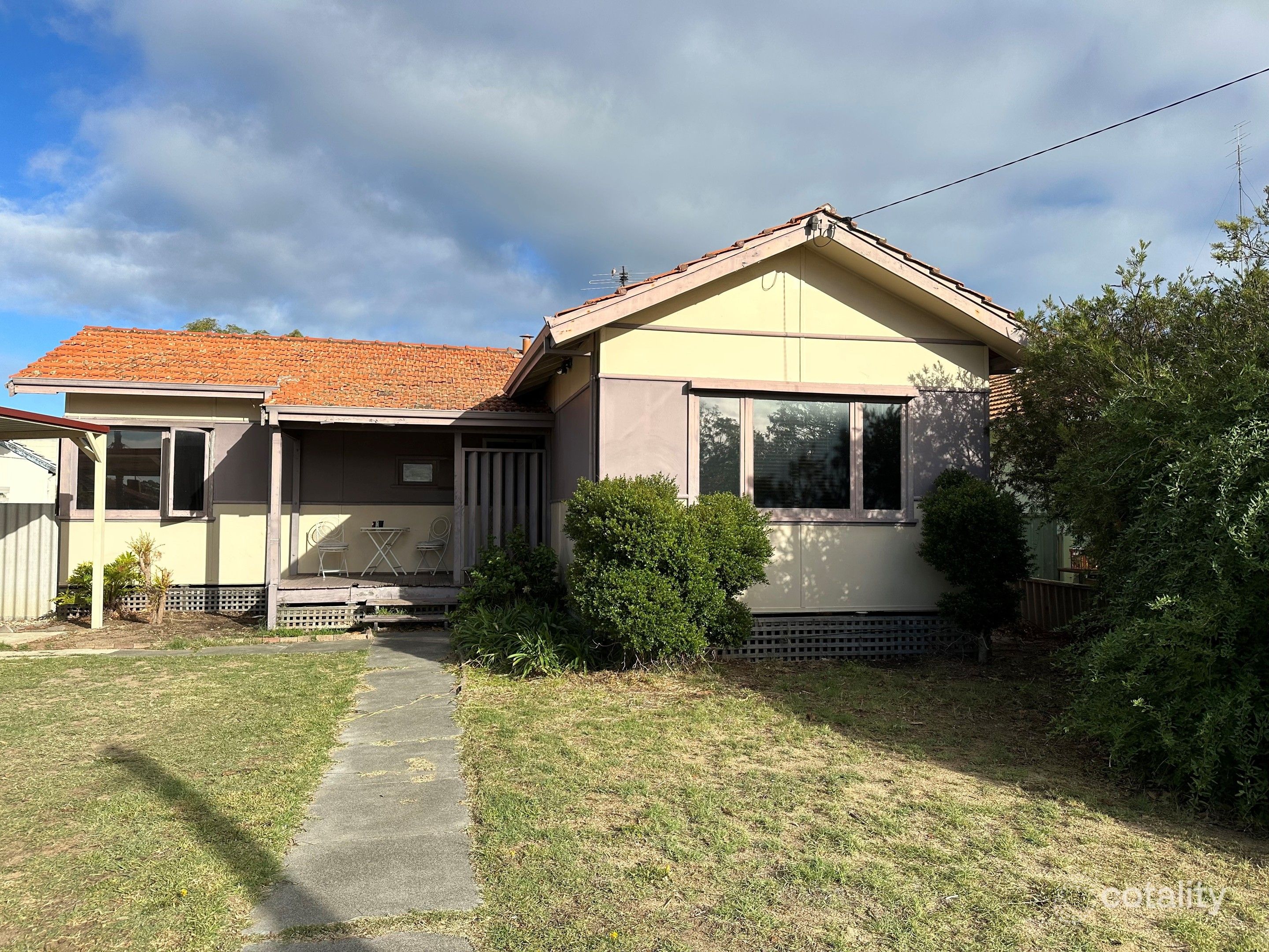 22 Yorla Rd, Carey Park, WA 6230