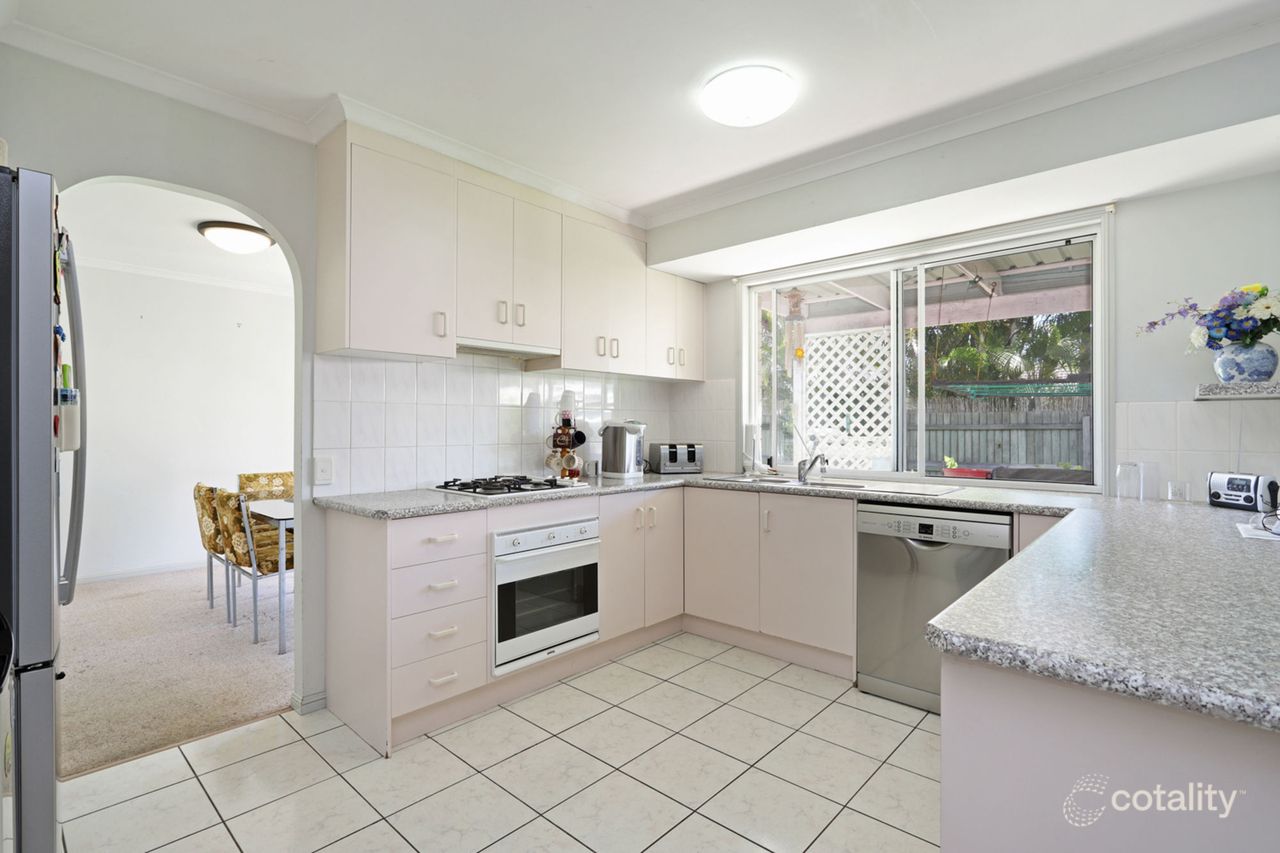 2 Howea Cl, Currimundi, QLD 4551