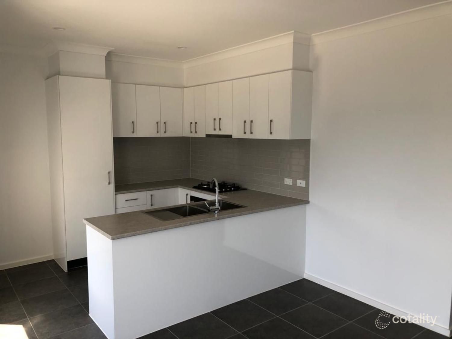 2/14 Outlook Way, Sunbury, VIC 3429