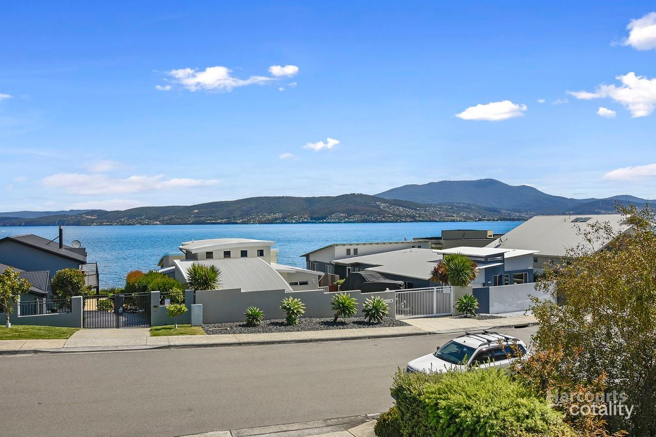 21 Pindos Dr, Tranmere, TAS 7018