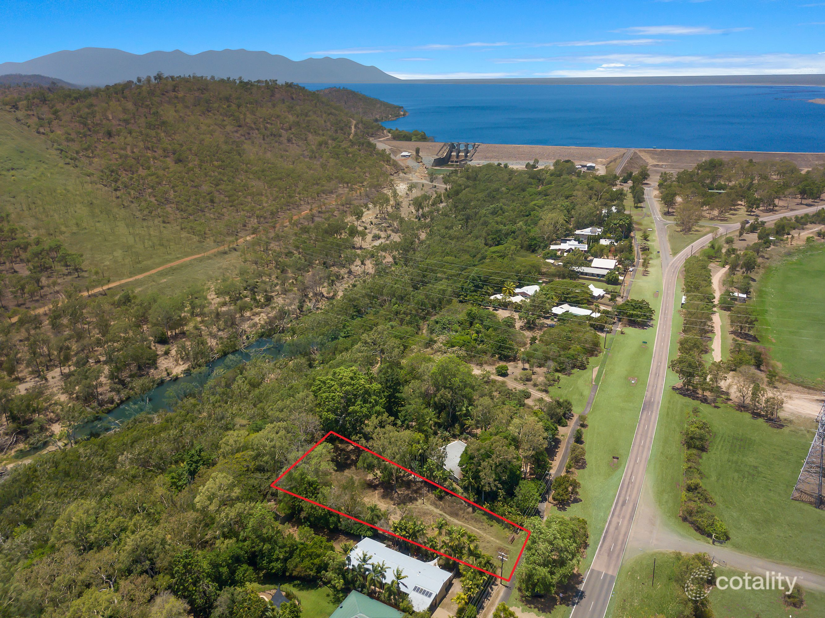 1670 Riverway Dr, Kelso, QLD 4815