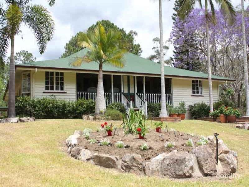 272 Rafting Ground Rd, Brookfield, QLD 4069