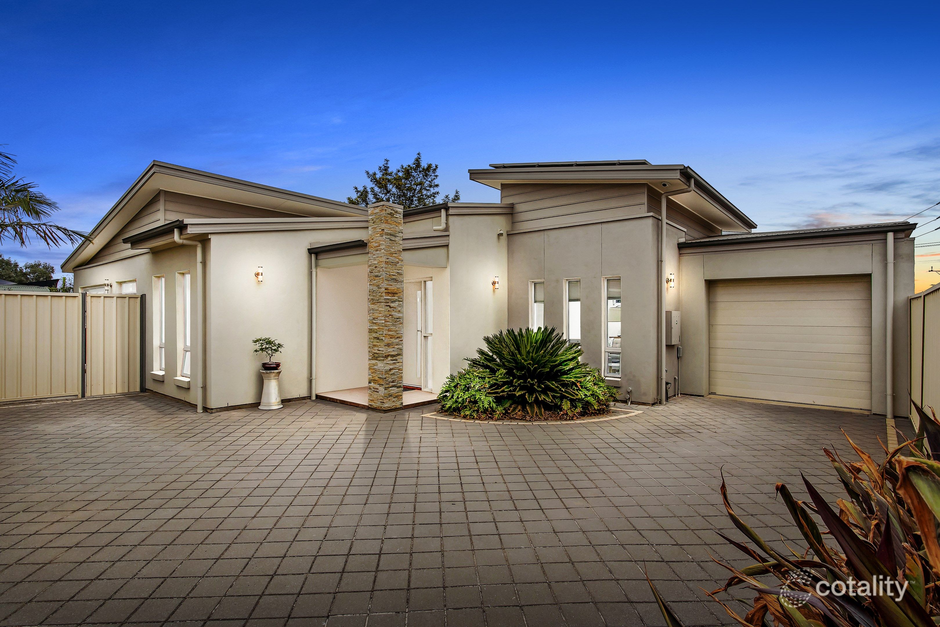 20a Mulcra Ave, Park Holme, SA 5043