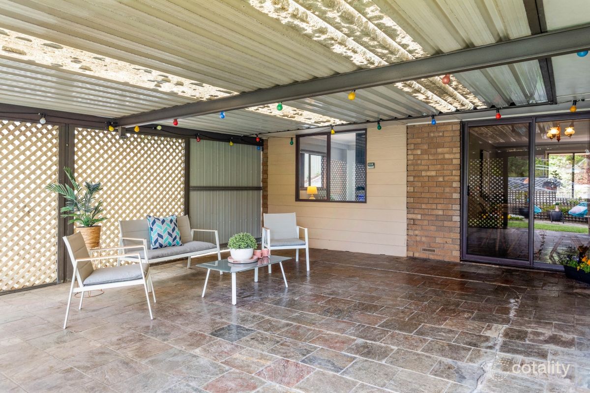 19 Sherwood Ave, Happy Valley, SA 5159