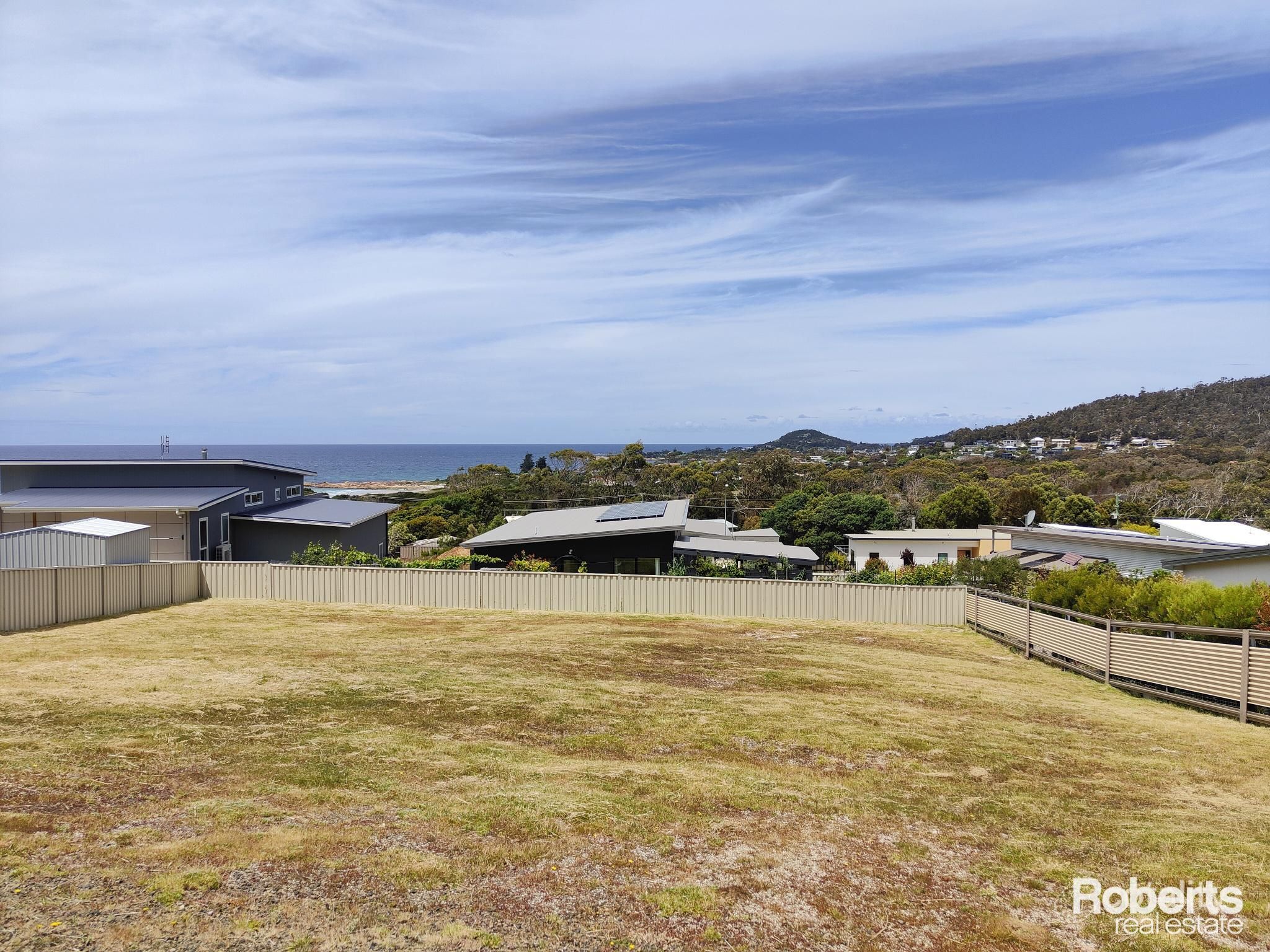 1b Wedge Tail Cct, Bicheno, TAS 7215