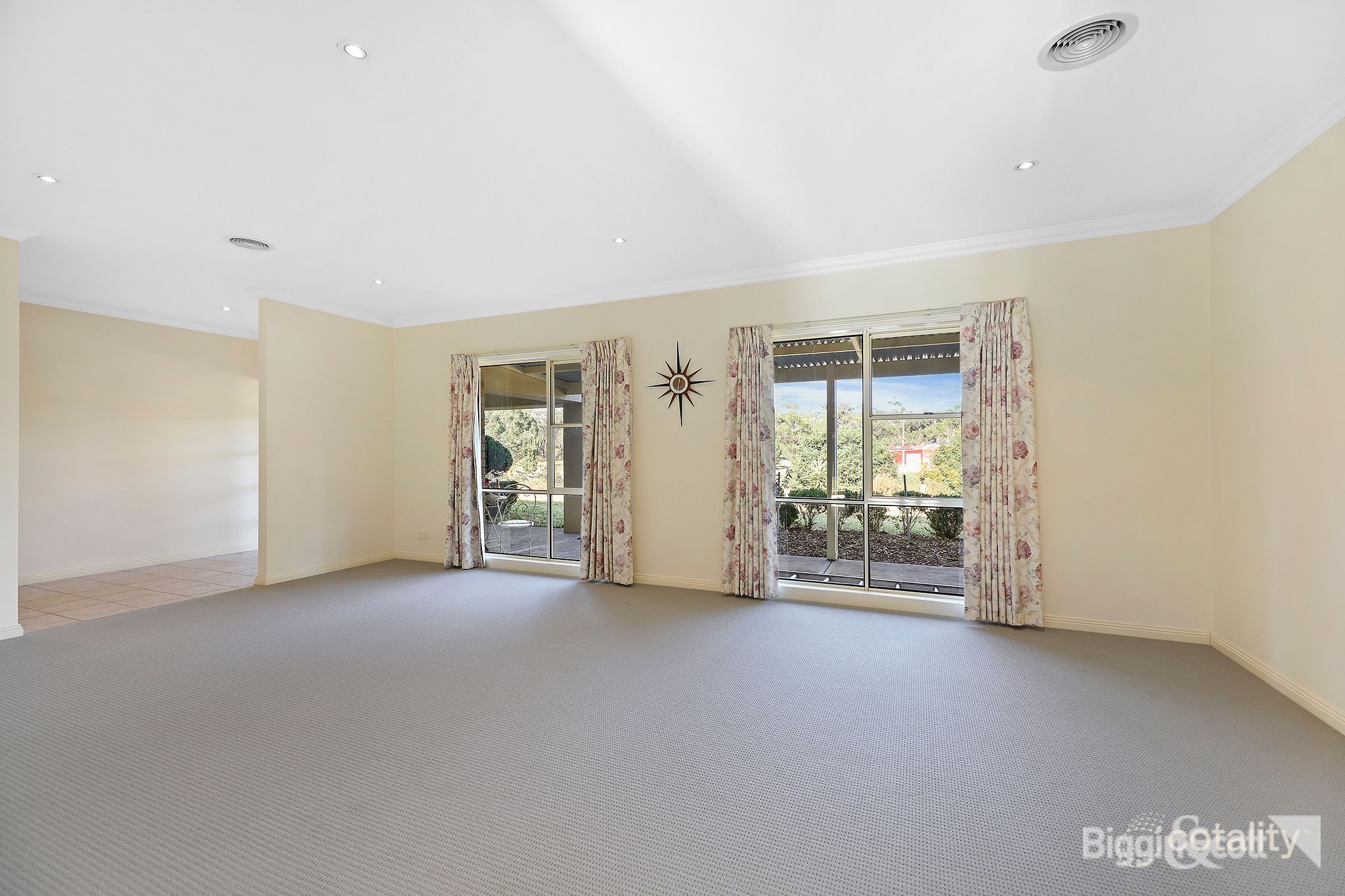 17 Robin Hood Way, Drouin, VIC 3818