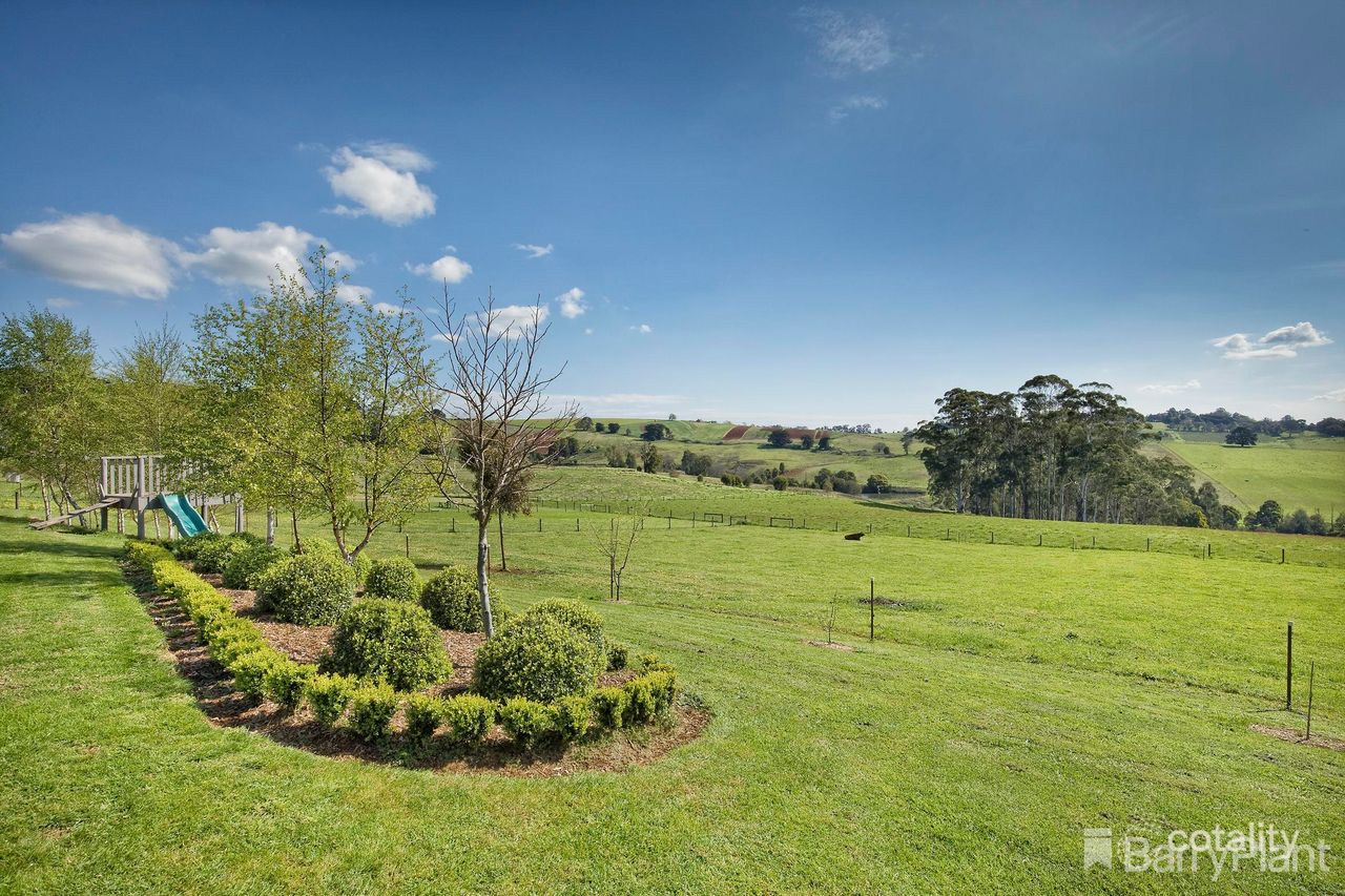 205 Ure Rd, Gembrook, VIC 3783