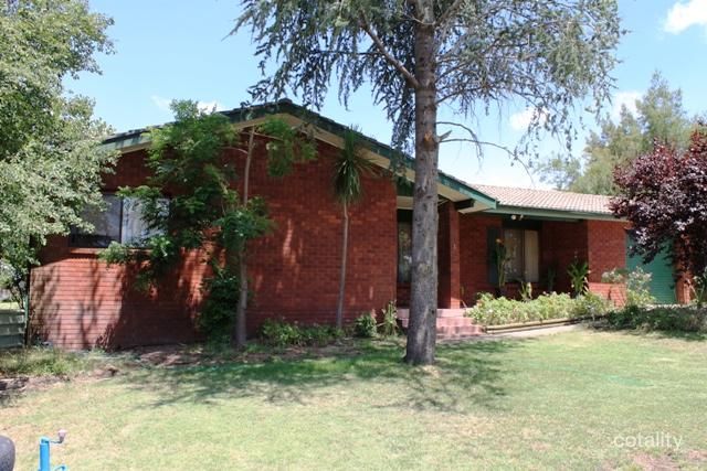 1 Rutherford Pl, West Bathurst, NSW 2795