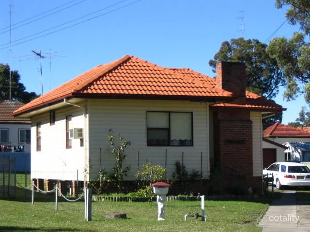 9 Manuel St, Glendale, NSW 2285
