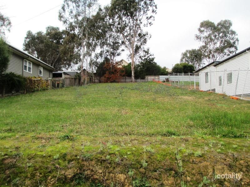 31 Villeneuve St, Alexandra, VIC 3714