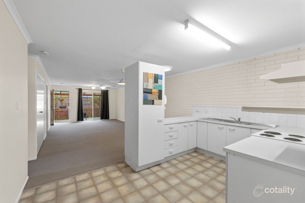 3/102 Amarina Ave, Mooloolaba, QLD 4557